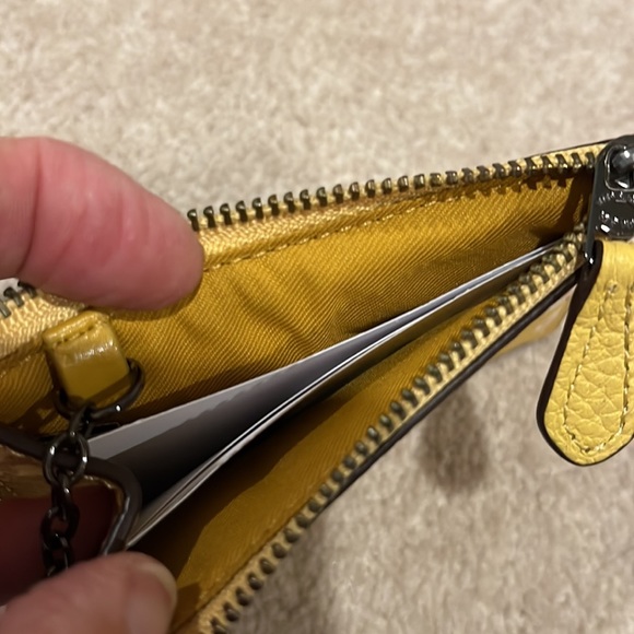 NWT COACH mini skinny floral bow collection. - Picture 3 of 3